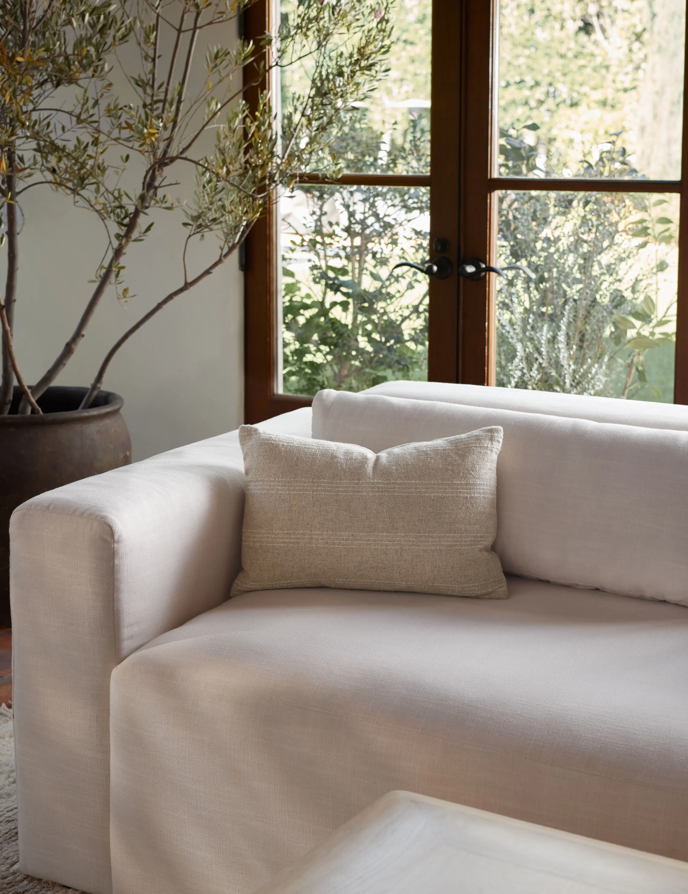 Finch Linen Pillow