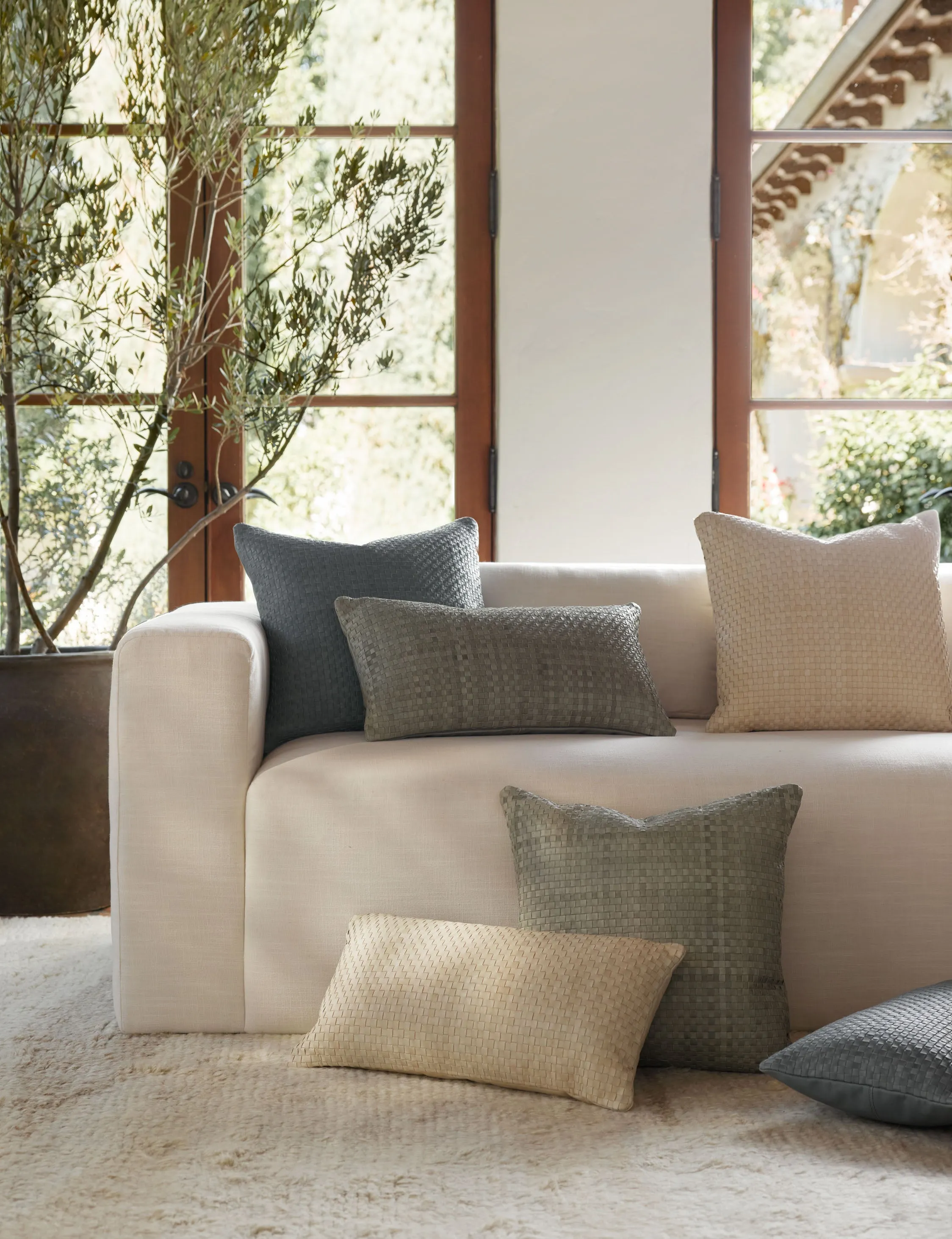 Victor Leather Pillow